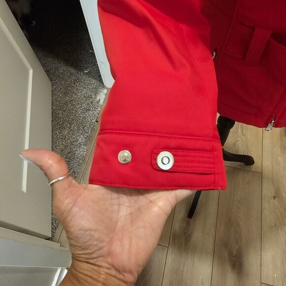 Women's Metropolis Polaris Red Ski Jacket Size Small - Picture 3 of 12